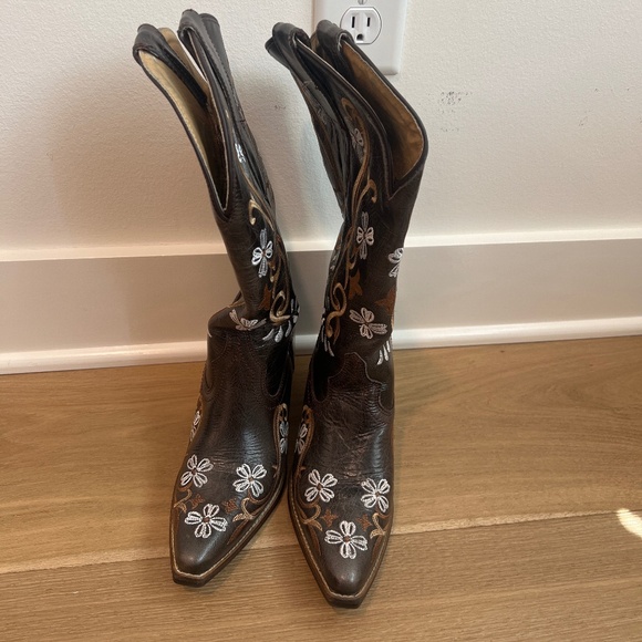Sterling River Cowgirl Boots - Picture 1 of 3